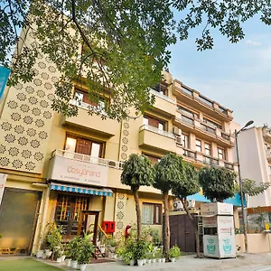 Cosy Grand Near Chanakyapuri, Embassy Area By The Cosy Hotel